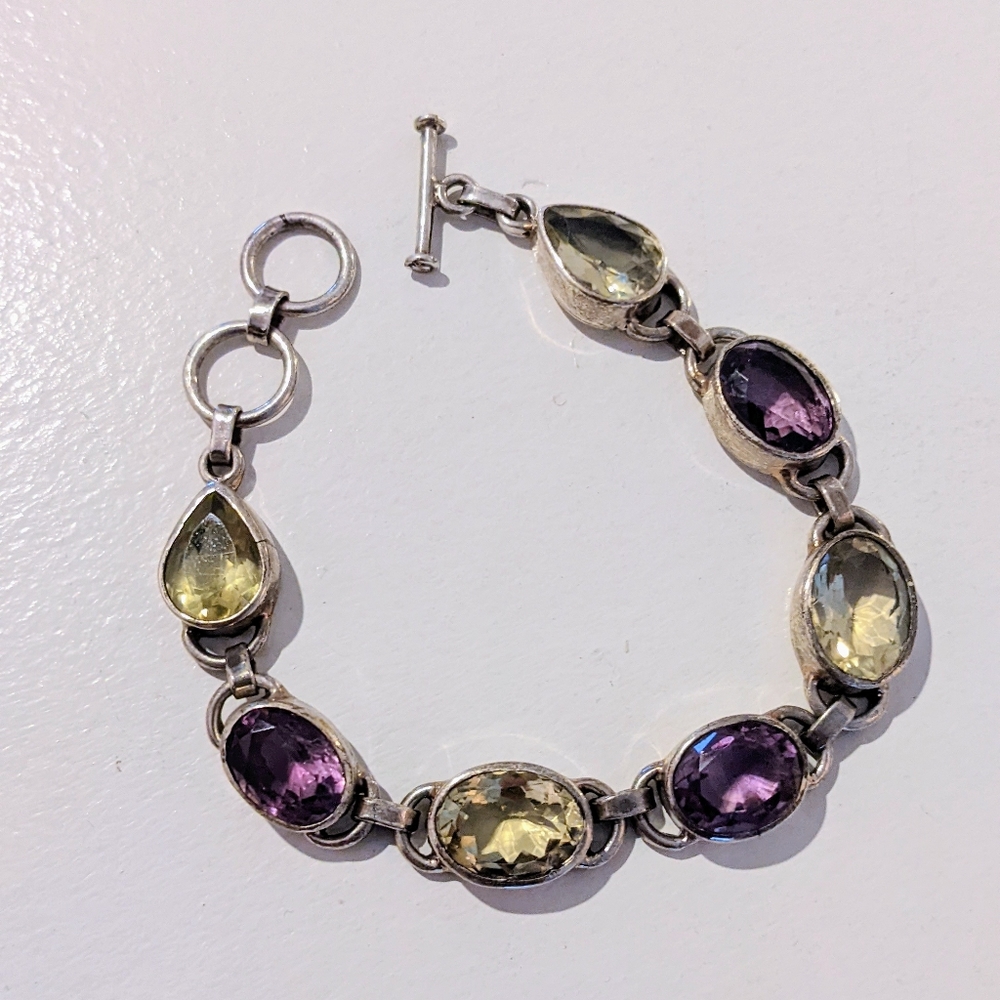 Semiprecious gemstone bracelet